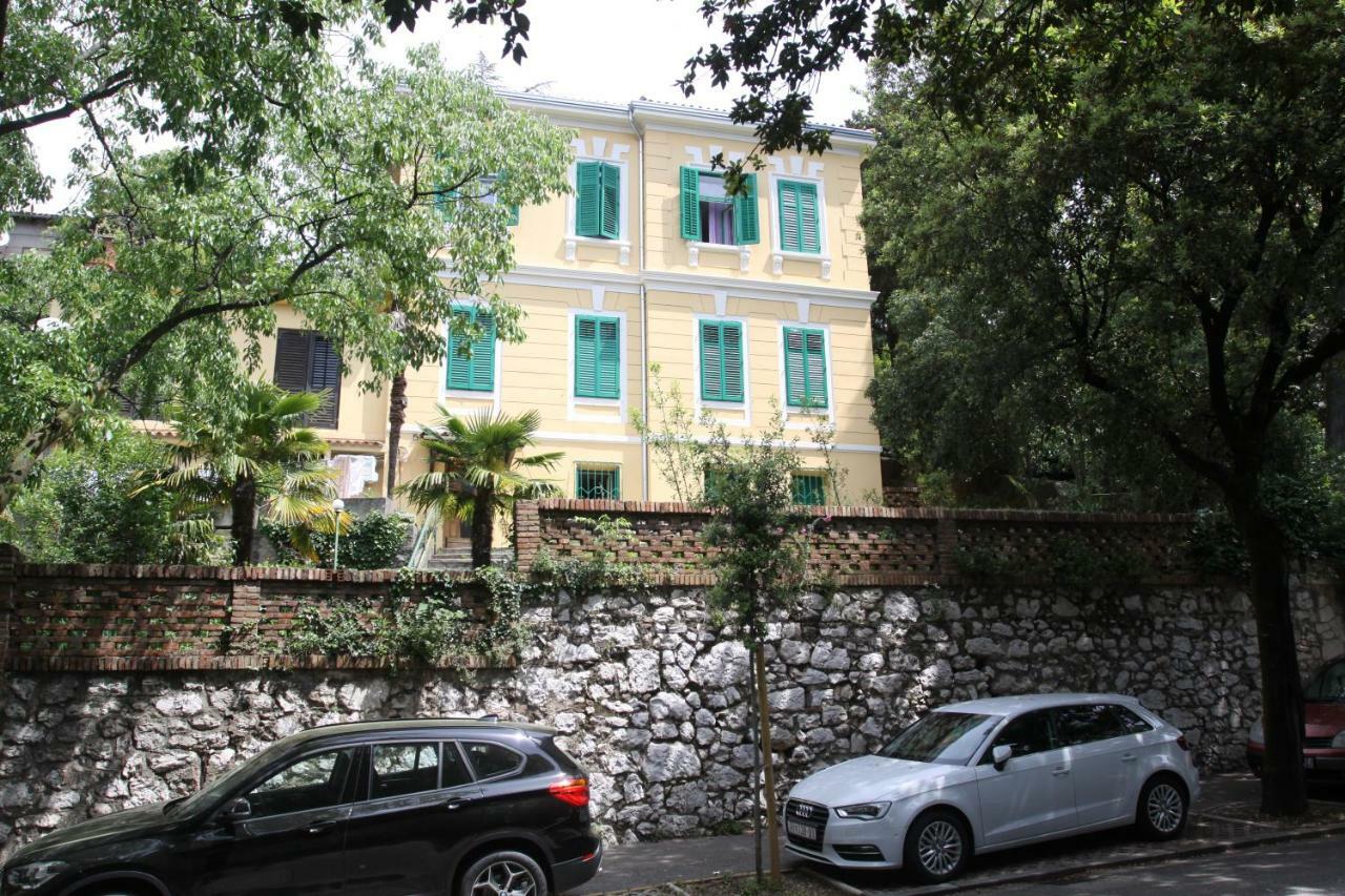 Apartman Bulevard Apartman Fiume Kültér fotó